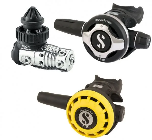 MK25 EVO/S600 + R195 OCTOPUS SET Regulatorji SCUBA.si